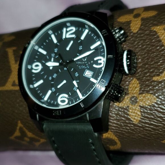 Victory Instruments V-Nomad Chronograph Black/White Leather Men's Casual Watch - Picture 2 of 11